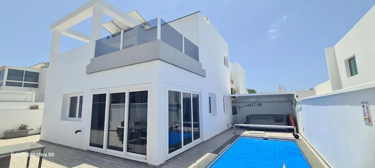 Luxury Villa Zen location
